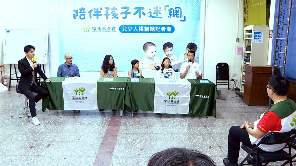 曾為手機使用時間與女兒吵架 聶雲分享用「這個方法」溝通經驗