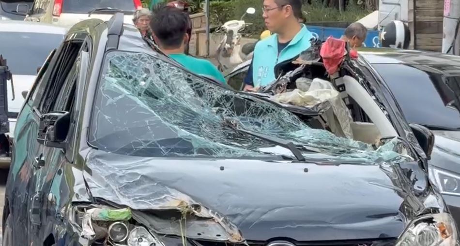 蘇澳多處淹視線差! 車輛遭國軍救援車輾過