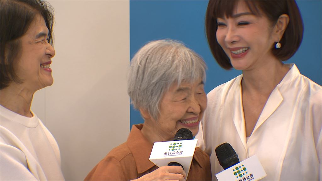 2026白手杖愛盲行動　陳美鳳蒙眼體驗視障生活