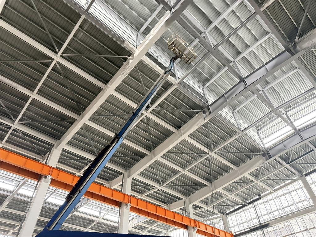 最新/南科重大工安事故!47歲工人摔落20公尺高空 失去生命跡搶救中