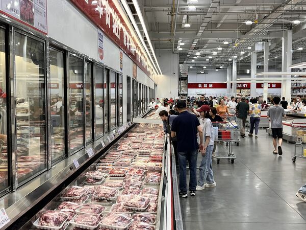 快新聞/禁宰令再延長 《民視》直擊好市多維持「1卡1豬肉」限購令