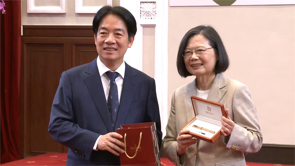 以後不用再用讀稿機! 即將卸任蔡總統:感受不一樣的蔡英文