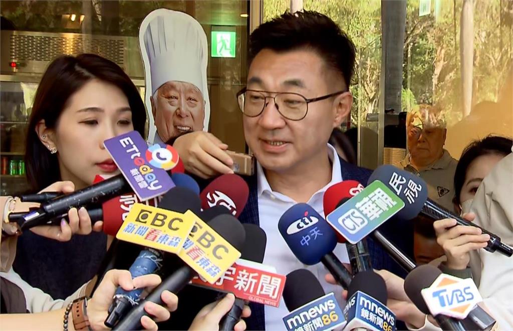 蔡其昌與江啟臣「副院長之爭」 成台中市長前哨戰?