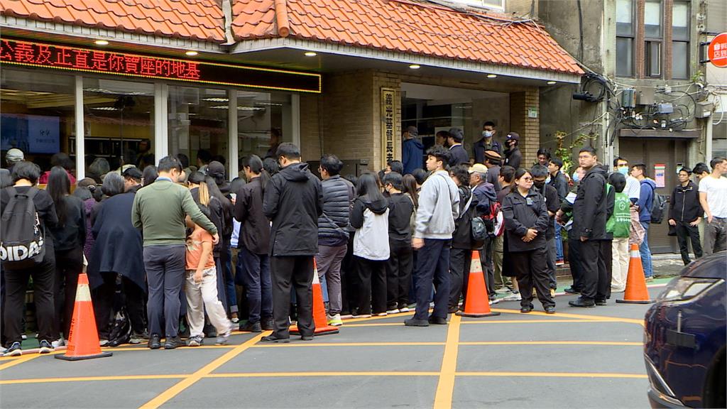 林宅血案46週年 方素敏.田秋堇.鄭麗君赴林家墓園追思