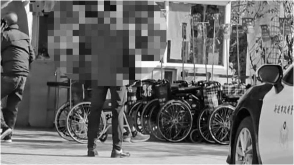 《鐵拳教育》爆紅原因曝光！「用瘋子打敗瘋子」惡霸學生全踢鐵板　戳中台灣老師心聲