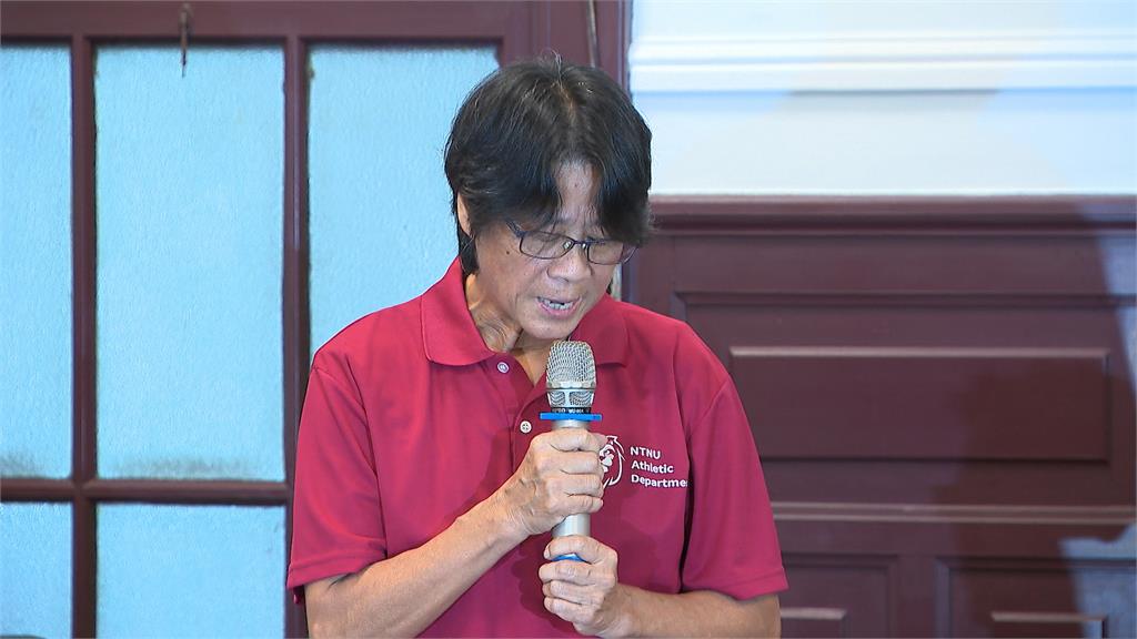 台師大女足抽血案 周台英涉"詐欺.侵占"罪嫌被約談