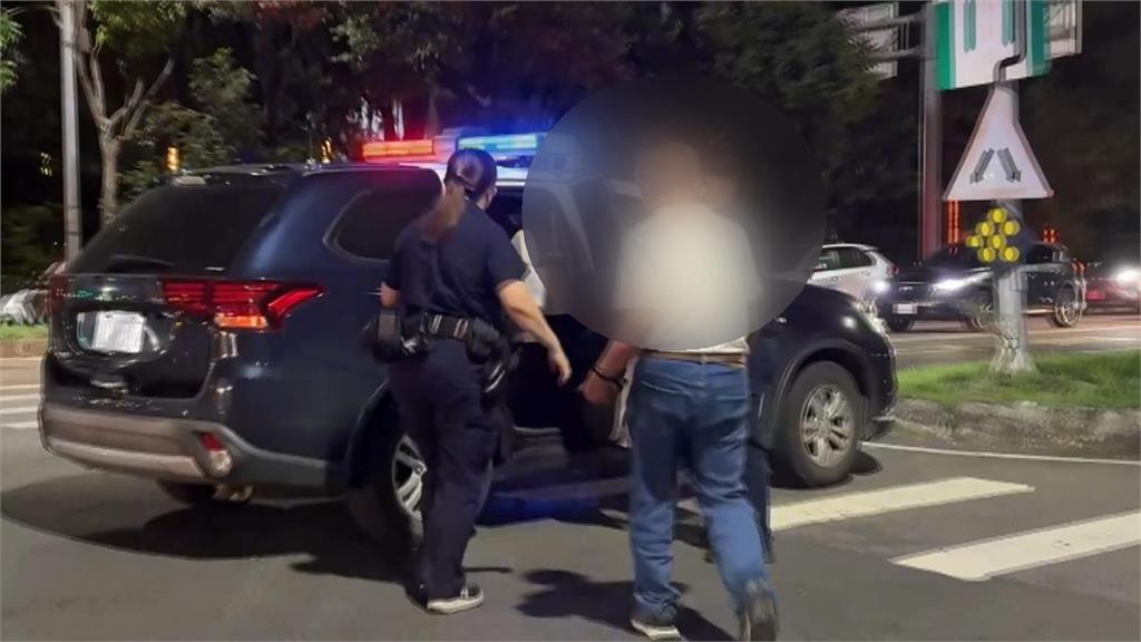 高雄楠梓車禍釀1死! 73歲翁開車衝撞機車待轉區