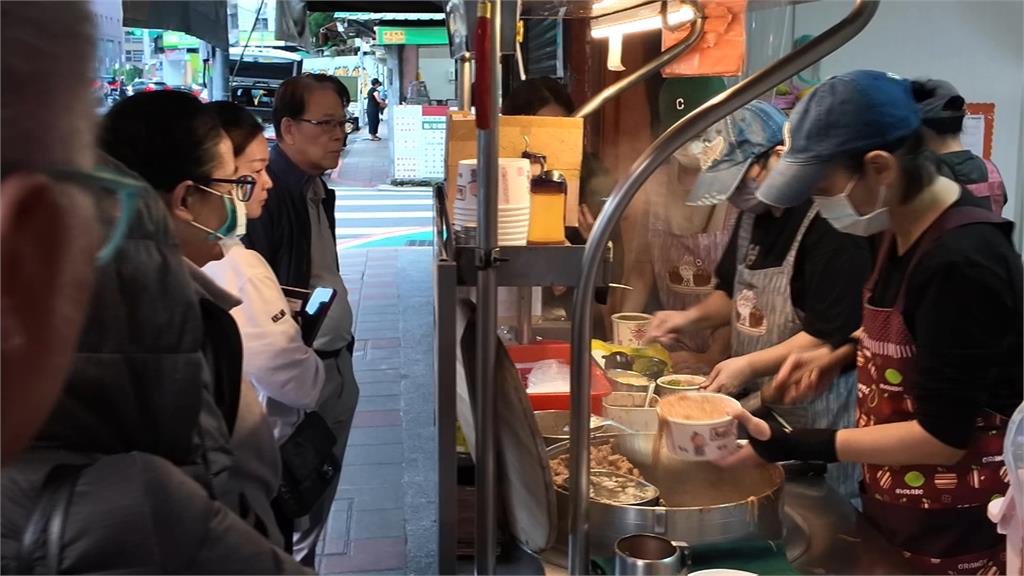 運將帶路吃美食!北市綜合麵線加瘦肉羹 大推「黃金比例」調味超涮嘴