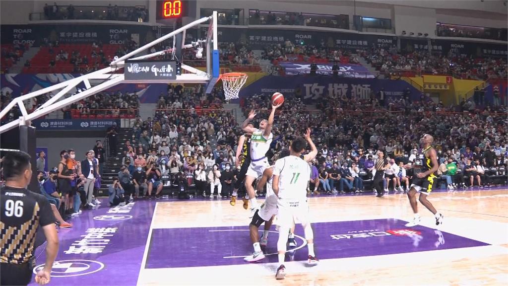 班尼特砍下35分12籃板 攻城獅斬斷國王6連勝