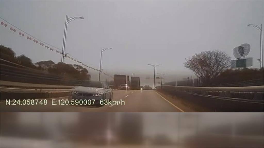 台74甲線疑2雙B車競速　失控撞第3車！警方要開罰了