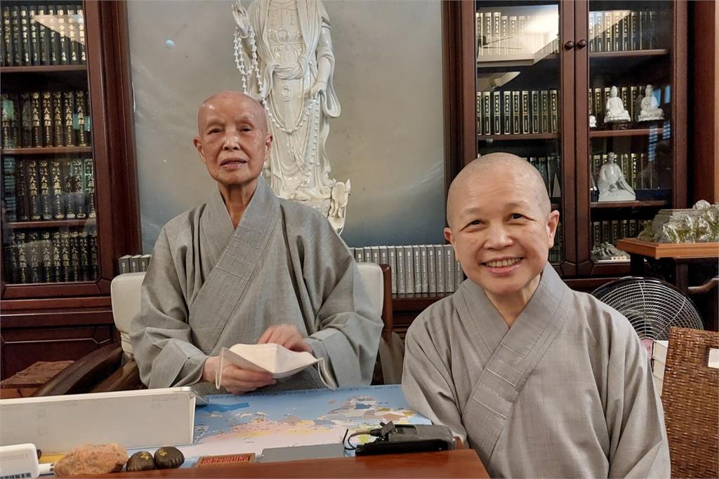 慈濟盜圖挨轟!釋昭慧2千字護證嚴「犯錯師姐已過世」怒轟畫家兒蹭熱度