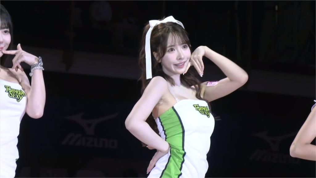 最強夢想家外援「三上悠亞」初登板　大批粉絲入場搶看