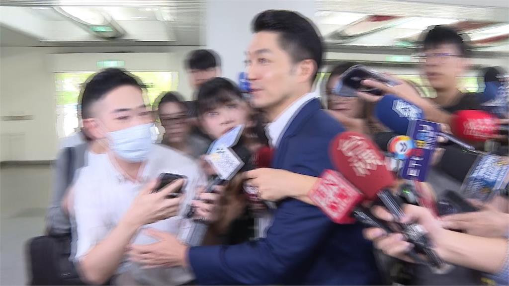 被點破「遮陽傘+照明」要價近千萬　蔣萬安扯高雄前鎮漁港