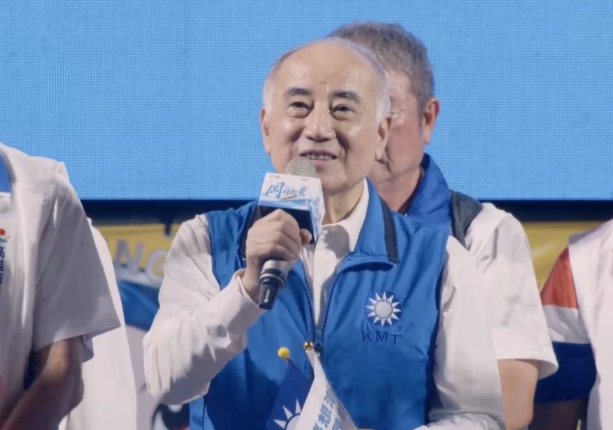 快新聞／群眾坐不住？柯志恩岡山造勢空拍照曝光　盧秀燕致詞台下「椅子比人多」