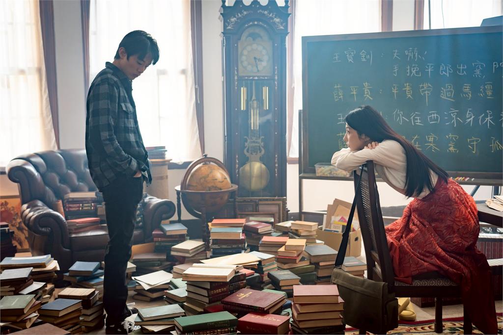 邵雨薇苦戀十八年!《啵me之我的青春住了鬼》真愛如鬼、虐戀穿越生死