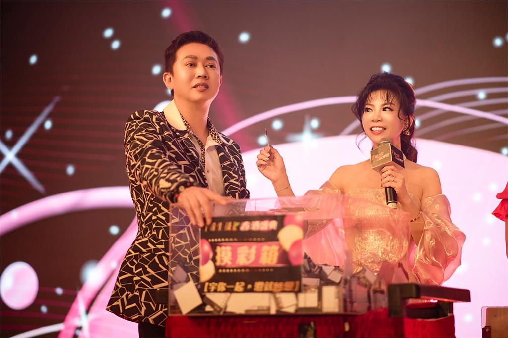 宇澄生技春酒活動 代言人李多慧熱舞演出