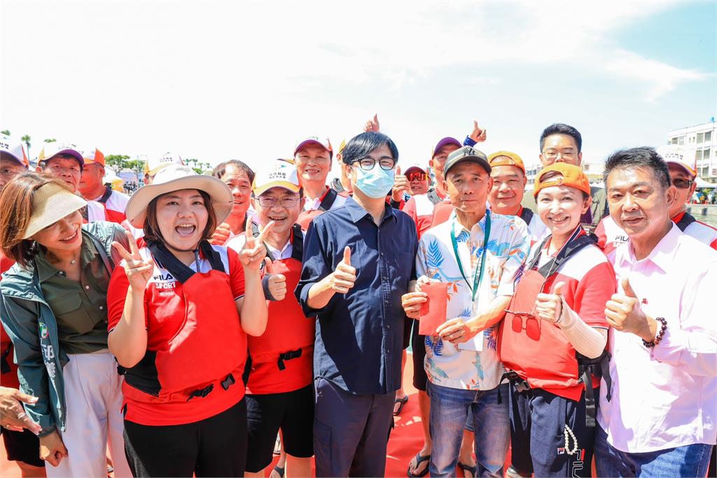 快新聞/高雄林園龍舟錦標賽今登場! 陳其邁現身打氣再加碼冠軍獎金