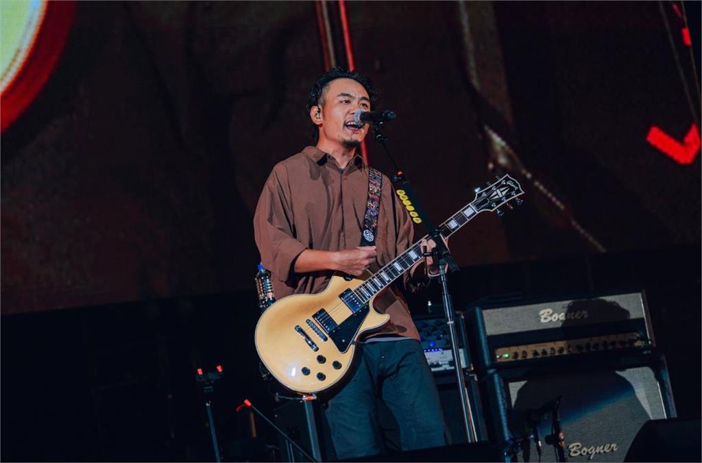 快新聞／滅火器攻蛋太夯！鄭宜農虧前夫楊大正「搶導演」  要粉絲幫忙衝人氣　