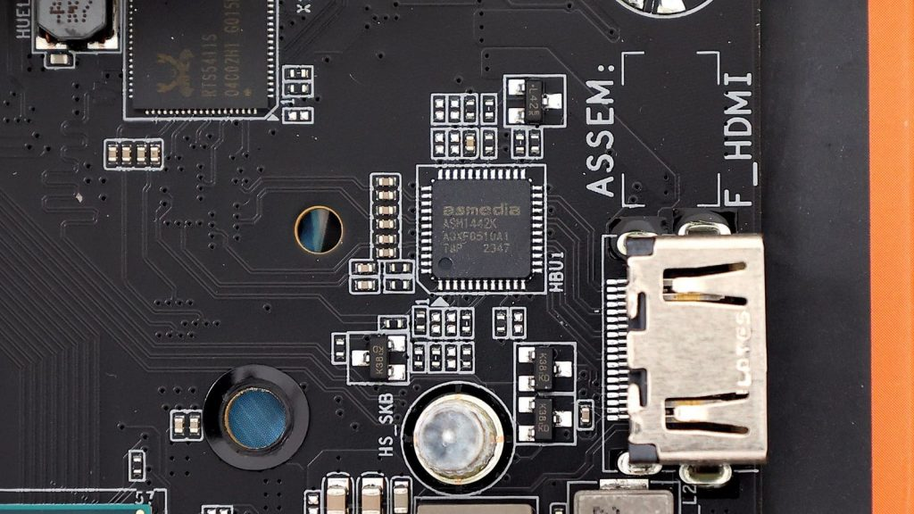 加入 Thunderbolt 了!GIGABYTE Z890 AORUS Master 補上 I/O 最後一塊拼圖