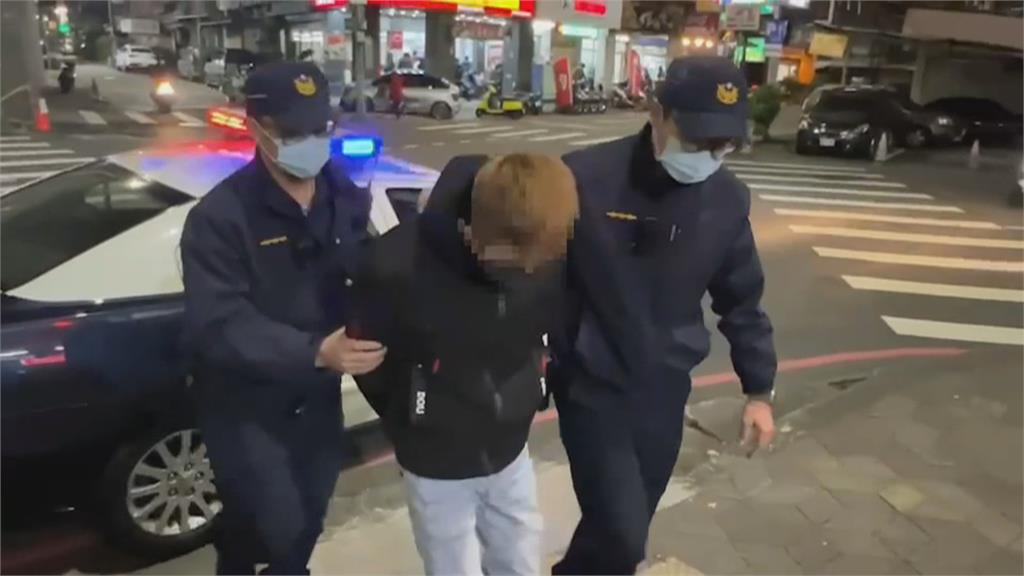 跑什麼！這人見警拔腿狂奔躲店家　警「甕中捉鱉」一查身分是通緝犯