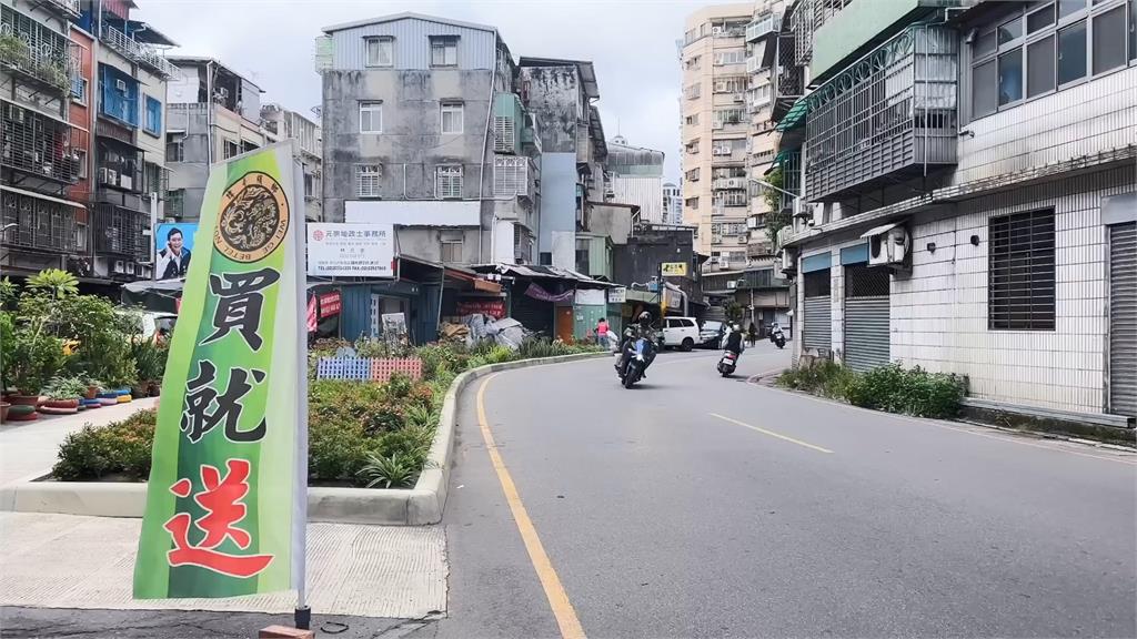 中國妹子來台享用道地早餐小吃 見機車族匆忙趕路過彎驚嘆:騎得好猛