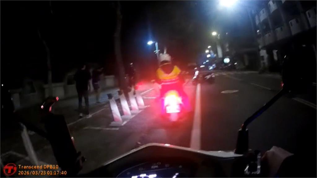 台中少年深夜街頭大打出手擾清夢 警持電擊槍威嚇!竟為「這事」衝突