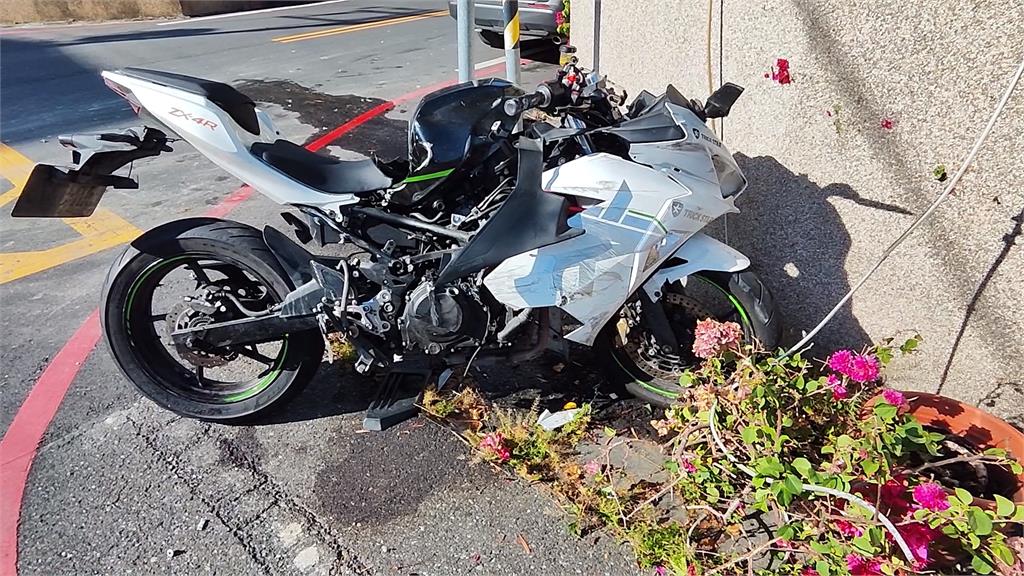 車禍噴飛再撞花圃！　21歲士兵多處骨折命危送醫