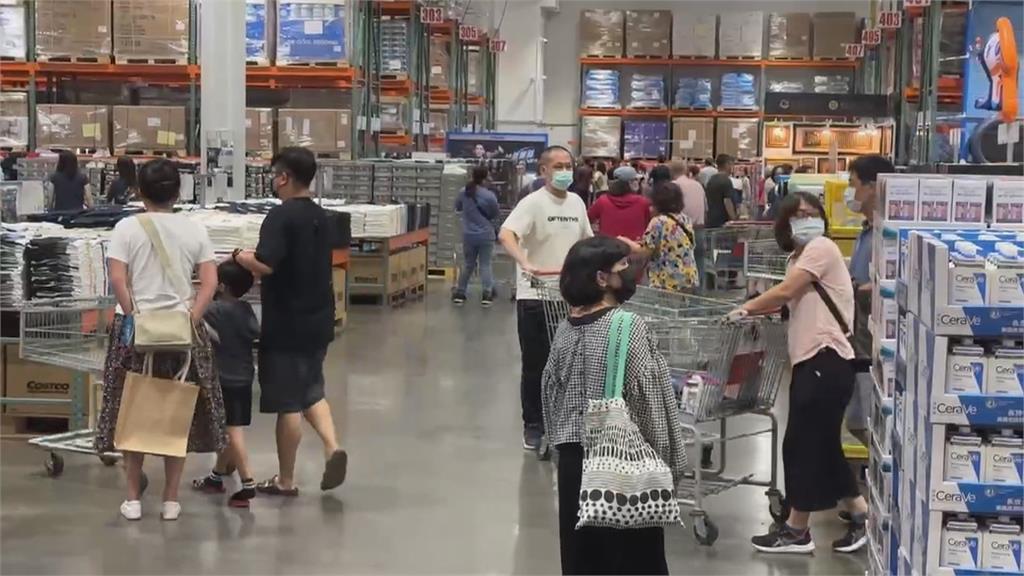 少校是攝狼!偷拍賣場女店員 一看手機「這些照片」瞬間GG