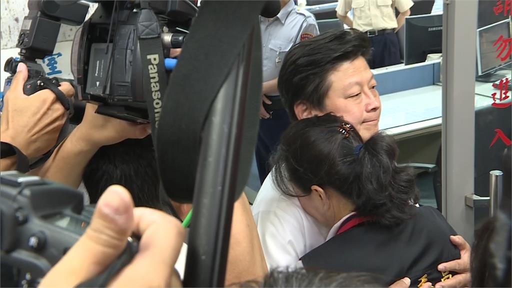 傅崐萁扯「刑法100條」害入獄 名嘴指正轟「坑害股民的經濟犯」
