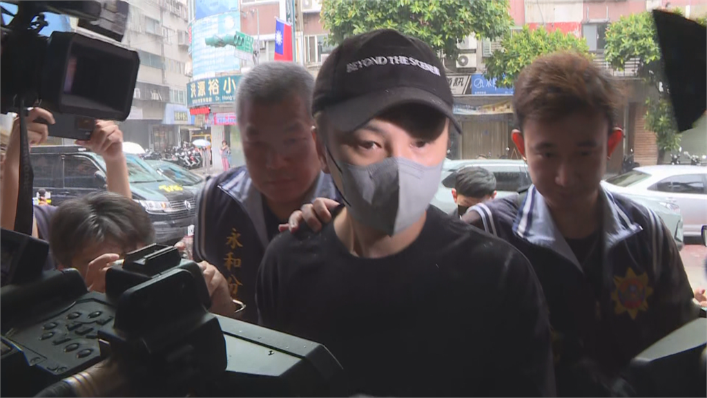 快新聞/藝人閃兵案檢警第三波搜索!帶回陳柏霖、修杰楷、張書偉 到案畫面曝光