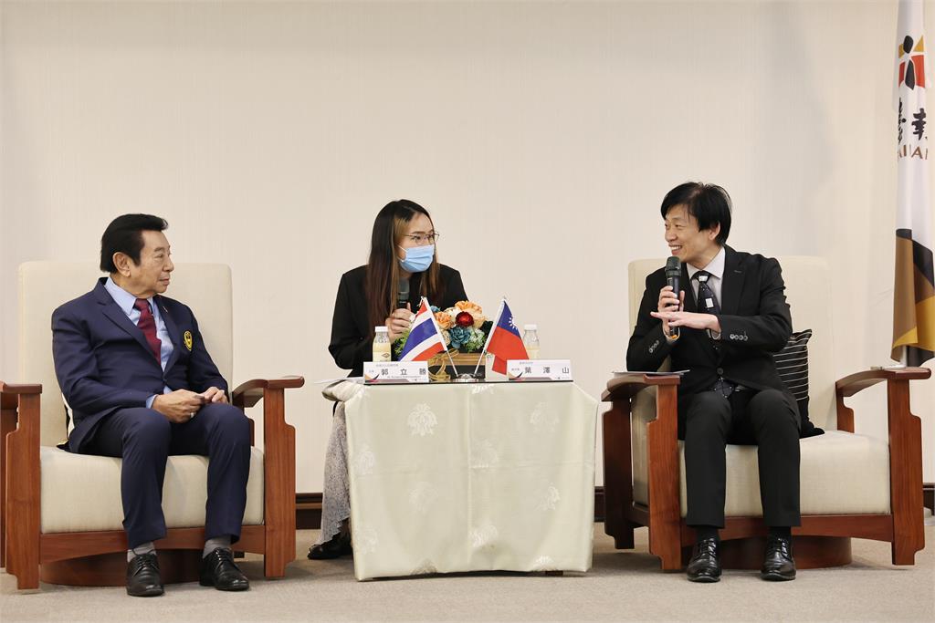 泰國文化部顧問團主席郭立勝 拜訪南市府盼加深交流