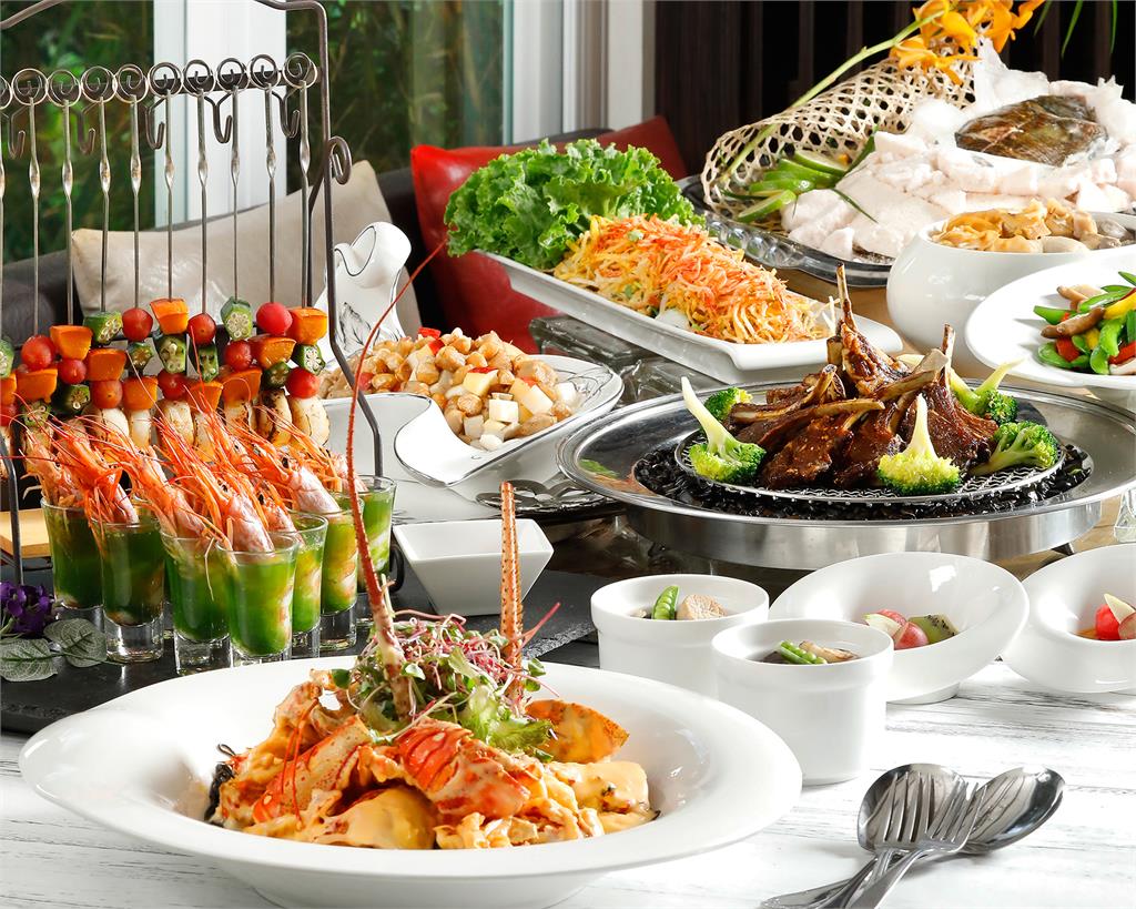 春節遊故宮看花海！青青食尚花園宴享美味與折扣優惠！