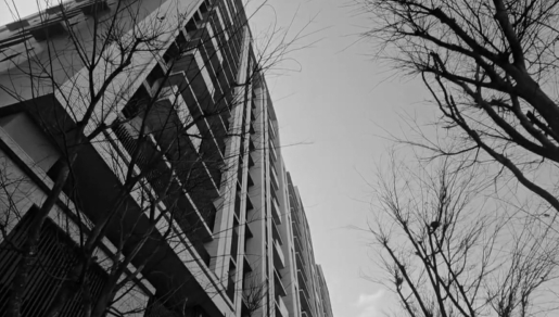 社區性騷疑雲？女秘書控主委碰腰又拍臀　心身受創離職提告