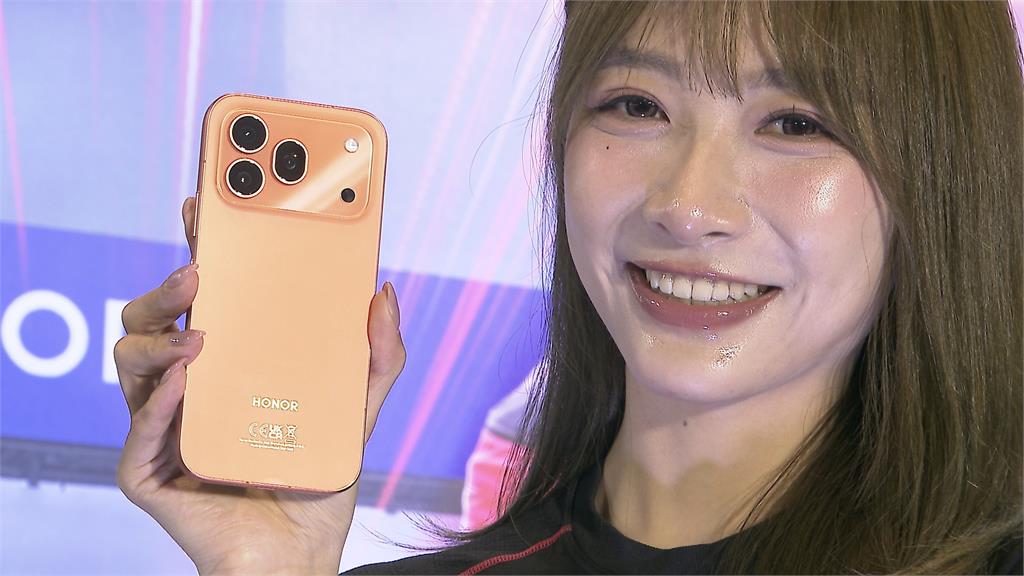 AI手機夯！啦啦隊女神李多慧每天玩　「AI圖轉影片」　直呼太神奇