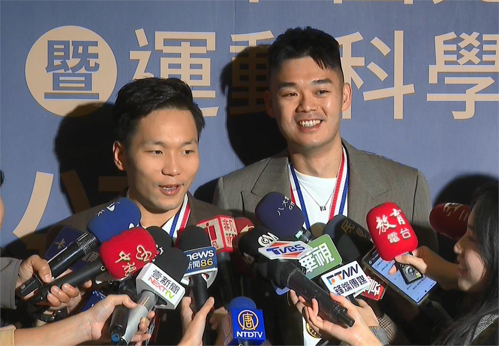 國光體育獎章頒獎! 12強冠軍台灣隊、巴黎奧運國手齊聚一堂