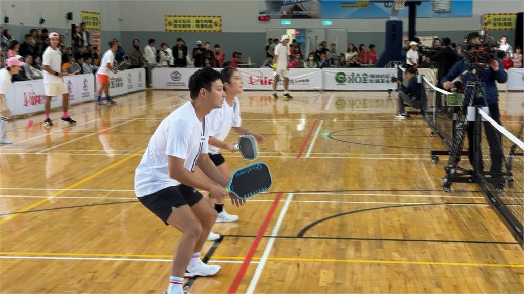 「棒棒糖」醜聞不斷　王子爆婚外情　小杰.威廉閃兵遭求刑