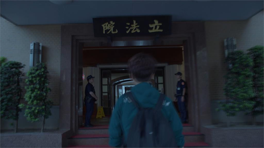 台南市長綠營初選大比拚　陳亭妃、林俊憲競選廣告直球對決