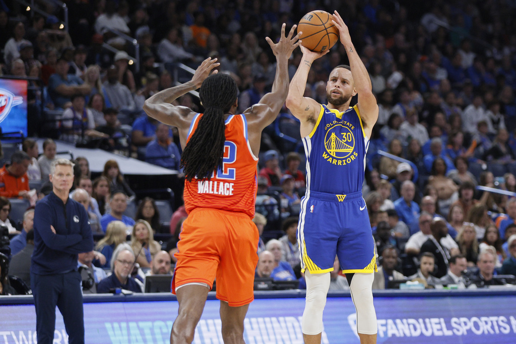 NBA(影)/咖哩大神柯瑞狂攻36分7記三分球 勇士擊敗西區龍頭雷霆