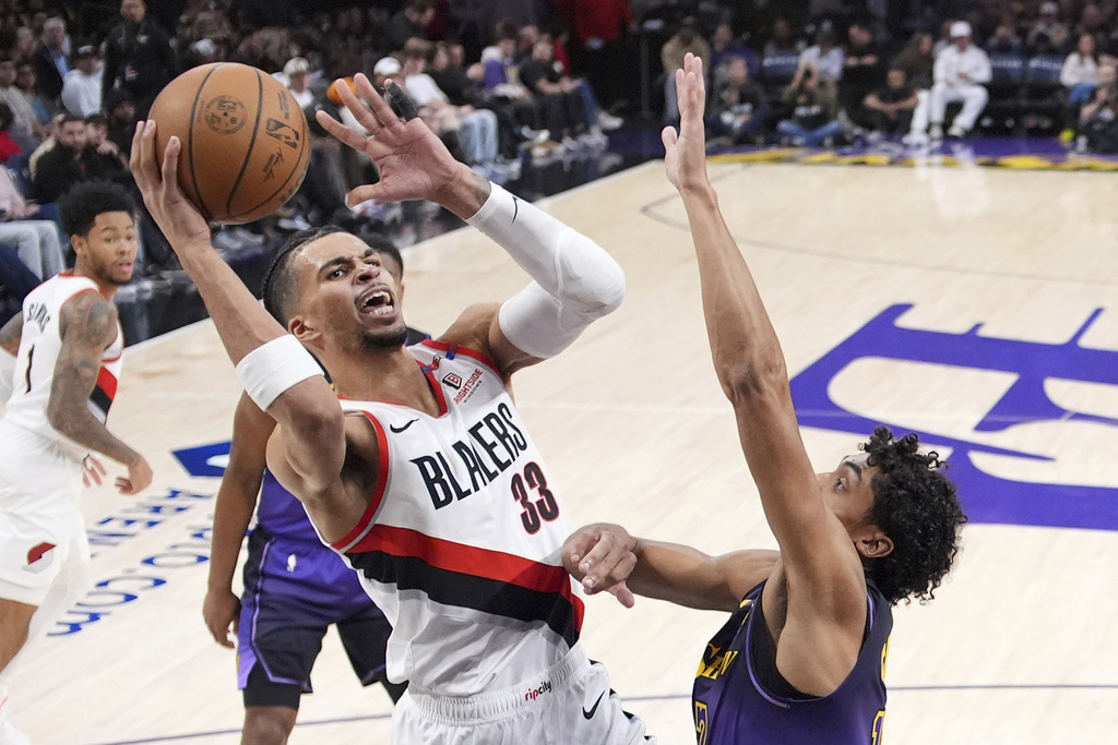 NBA/40歲詹皇依然一尾活龍! 對拓荒者轟38分獲勝追平一項「神」之紀錄