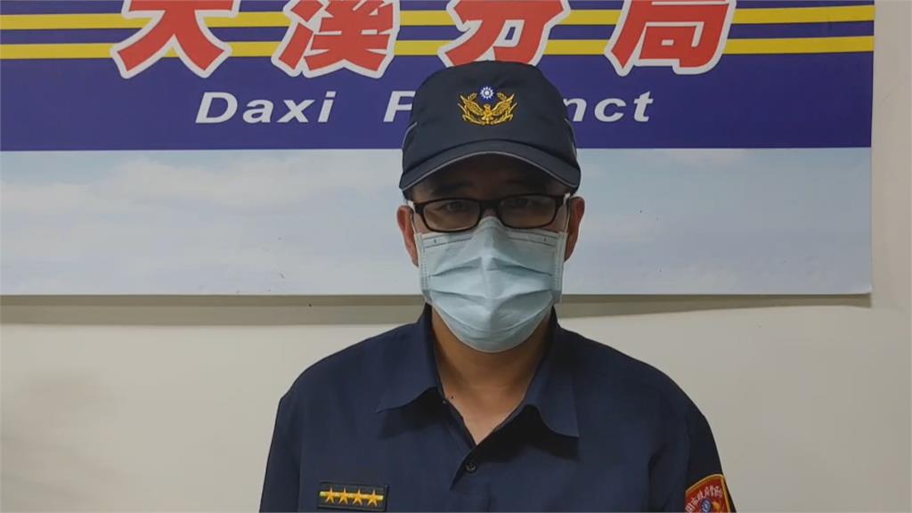 獨自登山熱到昏倒! 警消合力抬下山救治