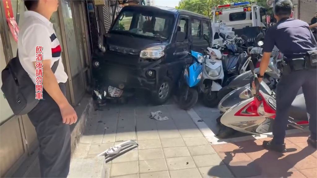 三重酒駕開贓車暴衝撞26機車　男躲民宅屋頂仍被逮