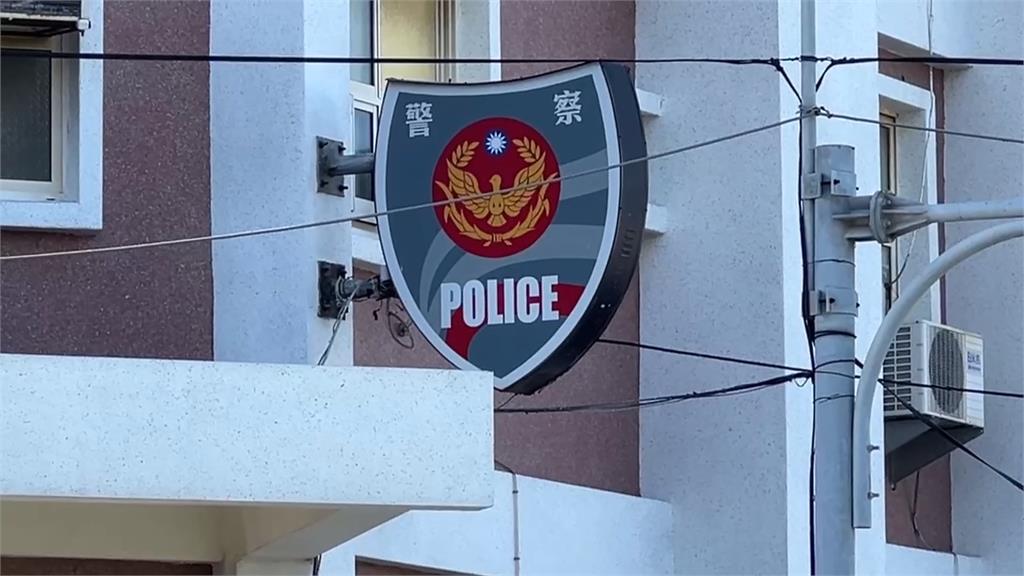 男遭員警攔查疑不服取締　揮拳攻擊員警被噴辣椒水制伏
