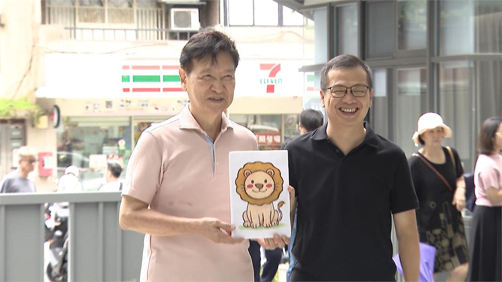 羅智強陪趙少康.陳佩琪投票 趙少康竟"二度亮票"違反選罷法!