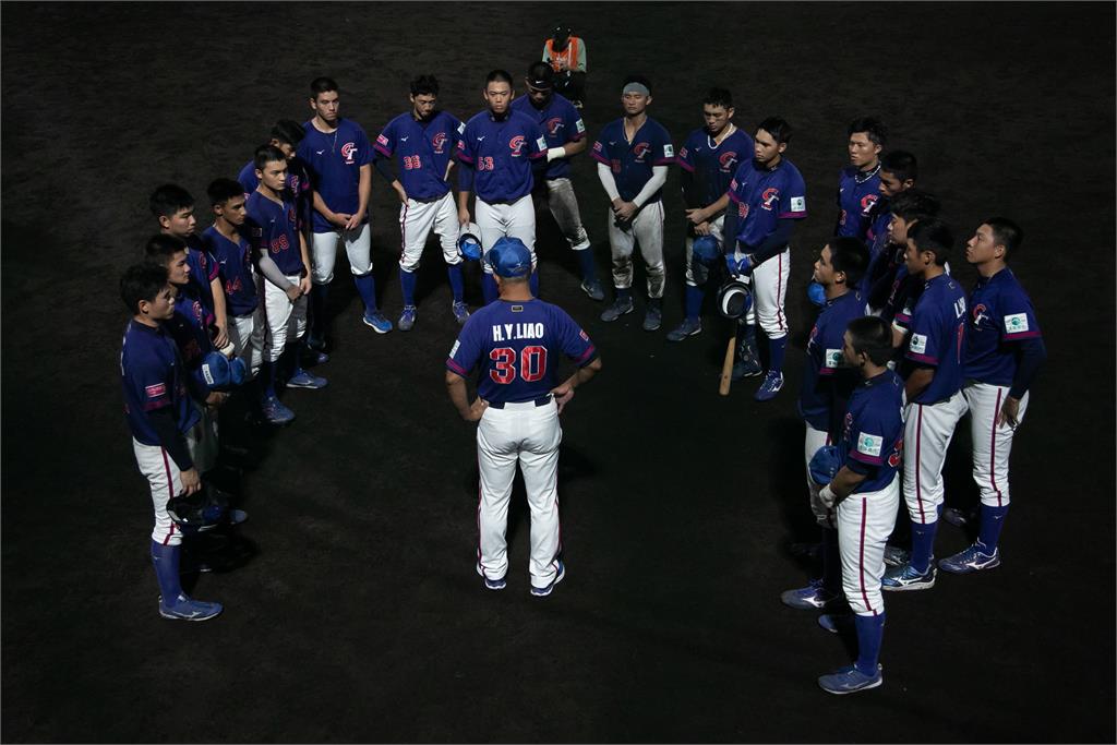 棒球(影)／U18世界盃台韓大戰登場！台灣隊守備崩盤不敵韓國　苦吞超級循環賽首敗