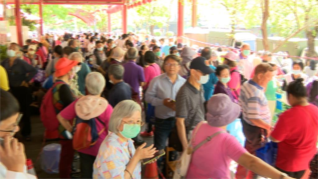 台中市府今年首發「物調券」 100元現金可換200元