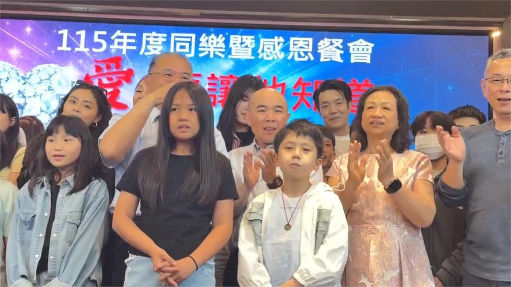 眾星雲集！　嘉義北回培英文教協會　暖心公益餐會邀藝人演出