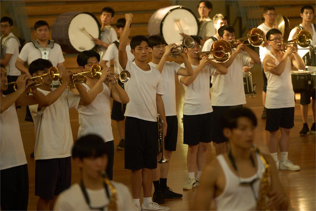電影《進行曲》好評爆棚！黃牛鎖定口碑場票價竟暴漲3倍
