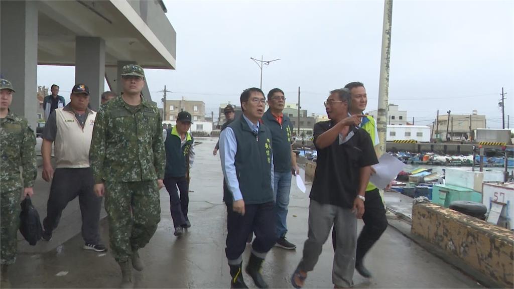 南部民眾樂放颱風假 各縣市首長不敢鬆懈