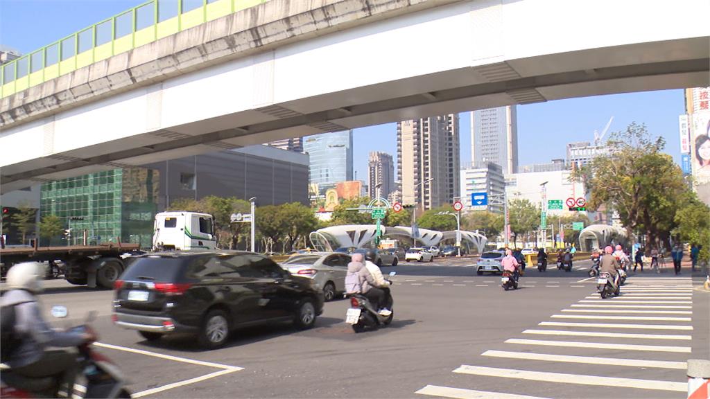 盧秀燕怨藍線補助款比高雄少 交通部:依規定辦理
