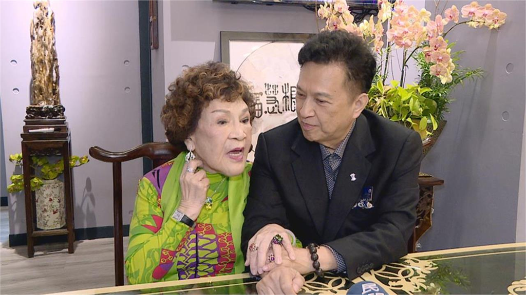 90歲周遊催鳥來嬤找老伴！遭嗆「都是渣男」羞揭60年前裸戲內幕
